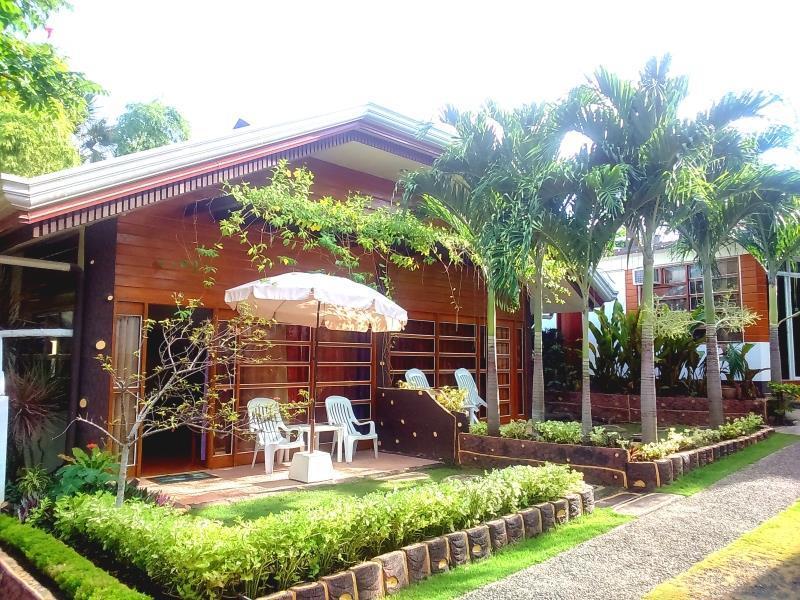 Alona Hidden Dream Resort Панглао Екстериор снимка
